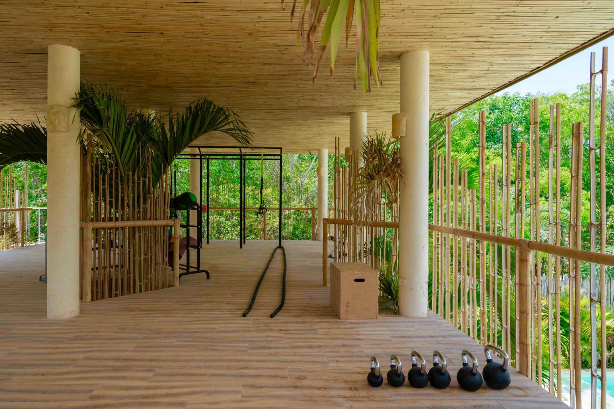 Beautiful Swim-Up Studio With Private Terrace, Pool And Jungle Gym Tulum Zewnętrze zdjęcie