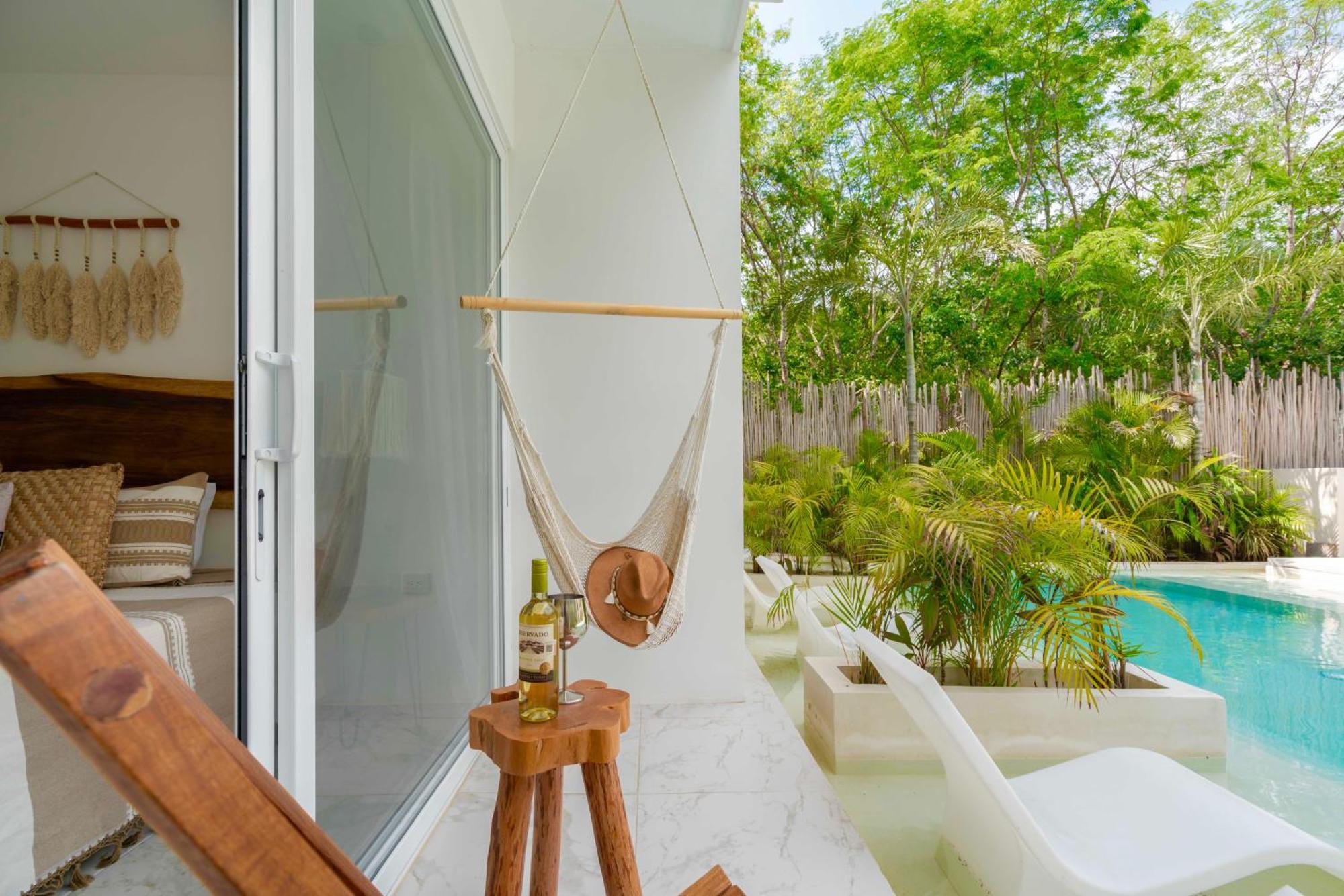 Beautiful Swim-Up Studio With Private Terrace, Pool And Jungle Gym Tulum Zewnętrze zdjęcie